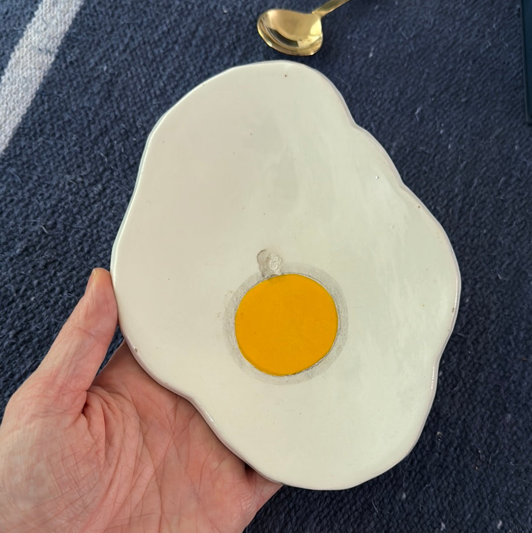 Egg plate