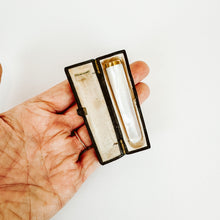 Load image into Gallery viewer, Mother of Pearl Cigarette Holder
