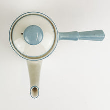 Load image into Gallery viewer, Victoria Tea Pot
