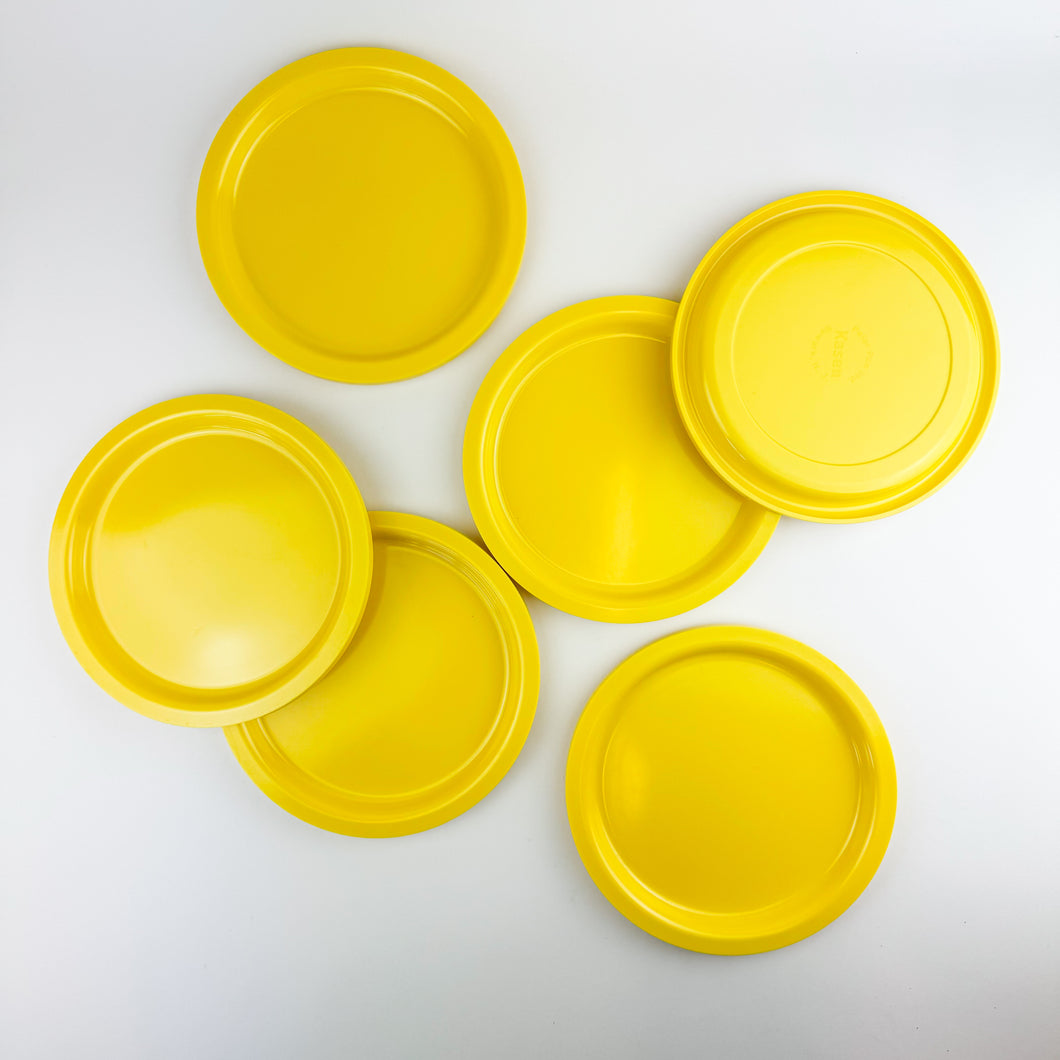 Set of 4 Yellow Melamine Plates