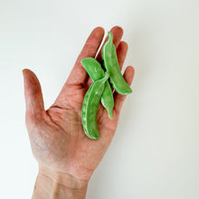 Load image into Gallery viewer, Ceramic Pea Knife Rests
