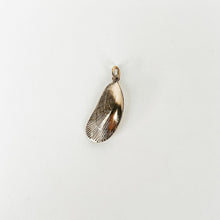 Load image into Gallery viewer, Vintage 1980&#39;s Gold Plated Metal Charms

