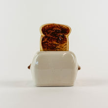 Load image into Gallery viewer, Toast Salt and Pepper Shakers

