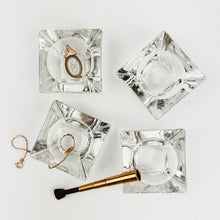 Load image into Gallery viewer, Set of 4 Crystal Salt Dips
