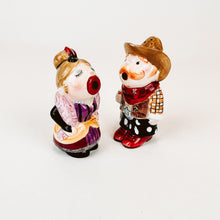 Load image into Gallery viewer, Kissing Couple Salt and Pepper Shakers
