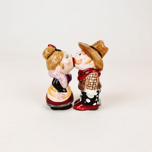 Kissing Couple Salt and Pepper Shakers