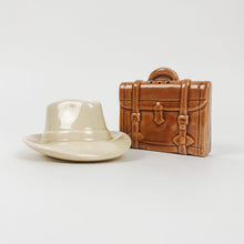 Load image into Gallery viewer, The Traveler Salt and Pepper Set
