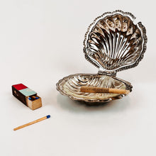 Load image into Gallery viewer, Deco Metal and Glass Pearl Stasher
