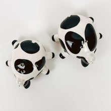 Load image into Gallery viewer, Cow Salt and Pepper Shakers
