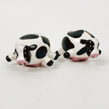 Load image into Gallery viewer, Cow Salt and Pepper Shakers
