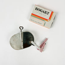Load image into Gallery viewer, Vintage Sardine Ashtray
