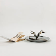 Load image into Gallery viewer, Mid Century USA Metal Pelican Ashtray
