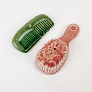 Brush and Comb Salt & Pepper Shakers